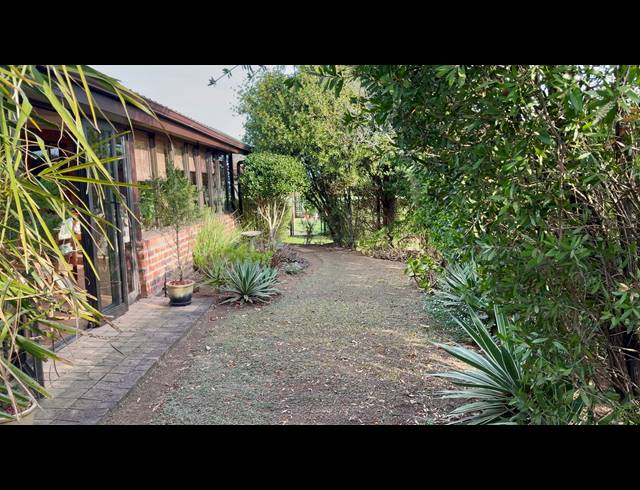 2 BEDROOM TOWNHOUSE FOR SALE IN AMBER VALLEY
